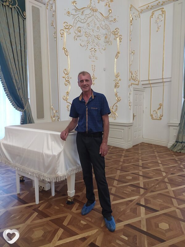 Виктор, Старые Дороги