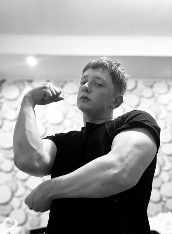 Ilya, 21, Барановичах — анкета №2748293