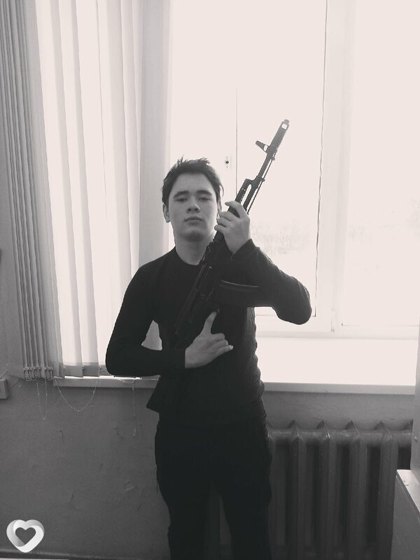 Евгений, 21, Уфе — анкета №2749121