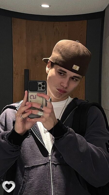 Даня, 24, Минске — анкета №2748340