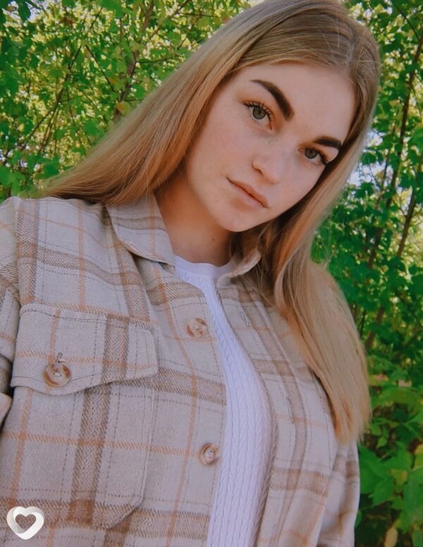 Яна, 22, Луганске — анкета №2748504