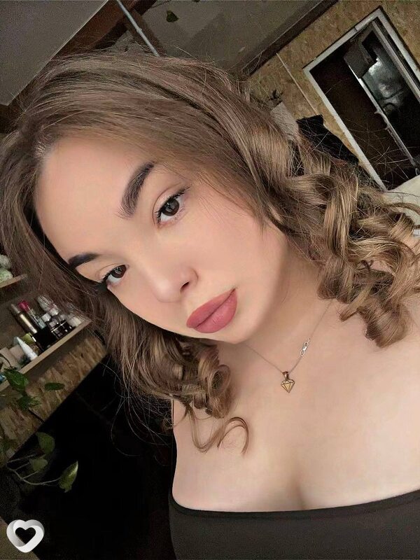 Настя, 19, Кемерове — анкета №2748679