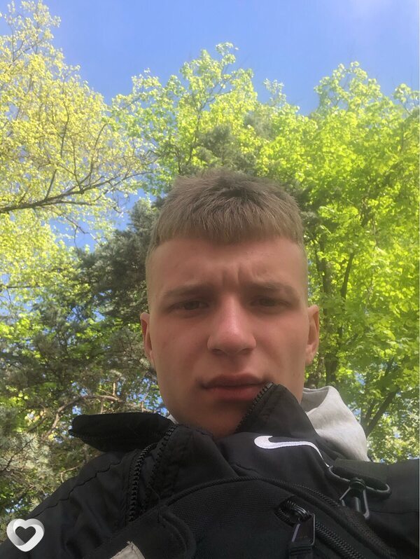 Никита, 19, Минске — анкета №2749176