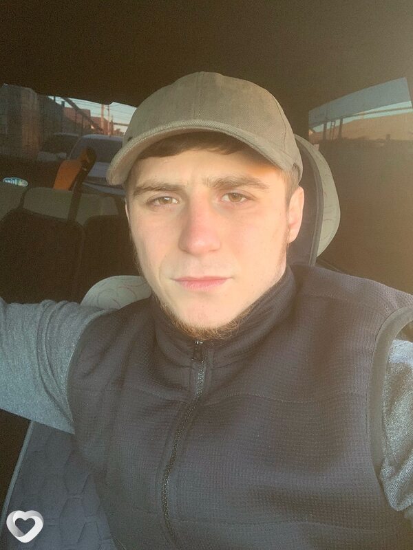 Заур, 26, Санкт-Петербурге — анкета №2749182