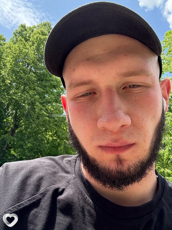 Александр, 25, Видном — анкета №2749327