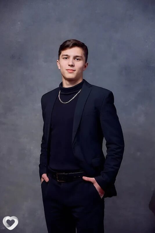 Иван, 20, Санкт-Петербурге — анкета №2749366