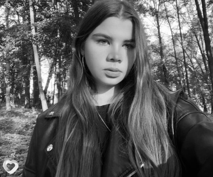 Александра, 19, Туле — анкета №2749368