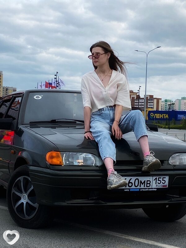 Оля, 22, Омске — анкета №2749650