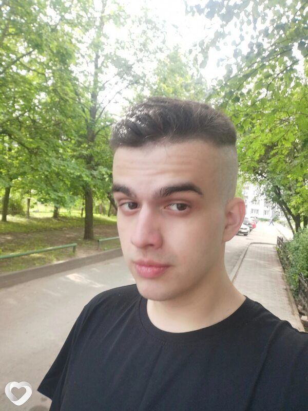 Антон, 21, Великом Новгороде — анкета №2750599