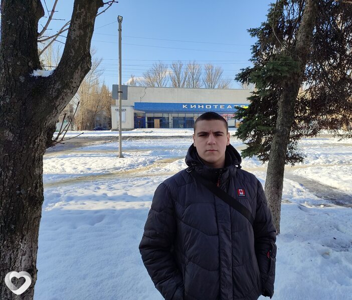 Андрей, 22, Геленджике — анкета №2751380