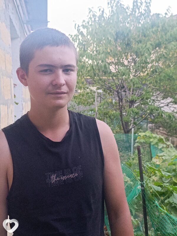 Денис, 19, Ставрополе — анкета №2775173