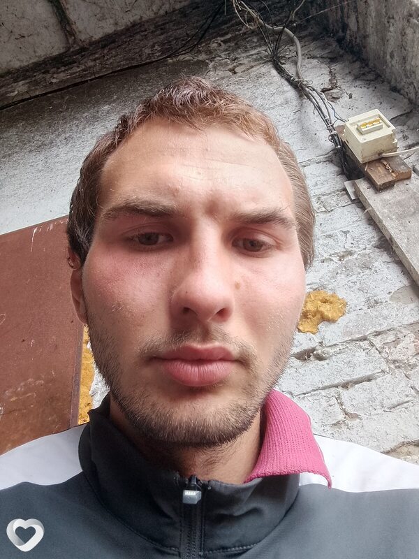 Сергей, 21, Льгове — анкета №2751599