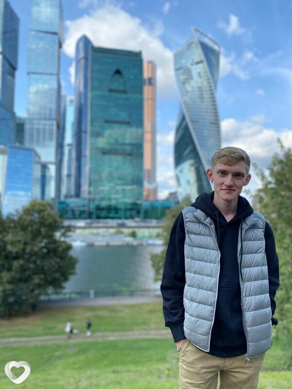 Арсений, 27, Москве — анкета №2751600