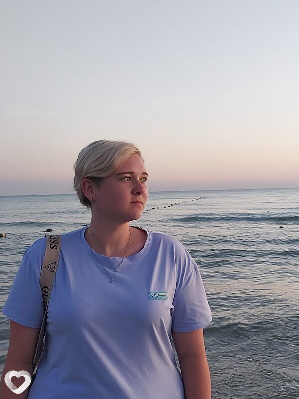 Ирина, 24, Луганске — анкета №2752320