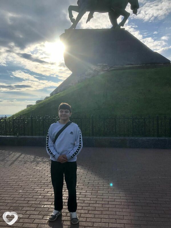 Денис, 19, Москве — анкета №2752045