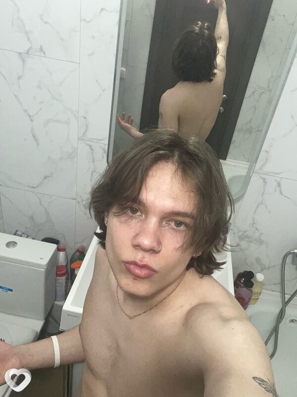 Максим, 22, Ярославле — анкета №2752414