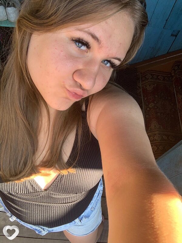 Арина, 19, Челябинске — анкета №2752487
