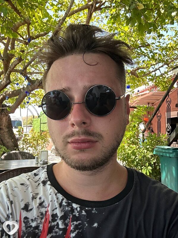 Ян, 23, Москве — анкета №2752426