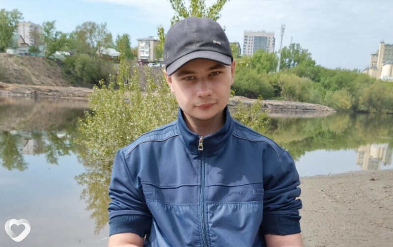 Данил, 19, Барнауле — анкета №2752439
