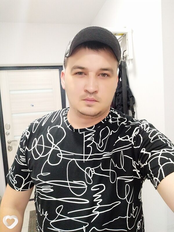 Владимир, 39, Ялте — анкета №2753405