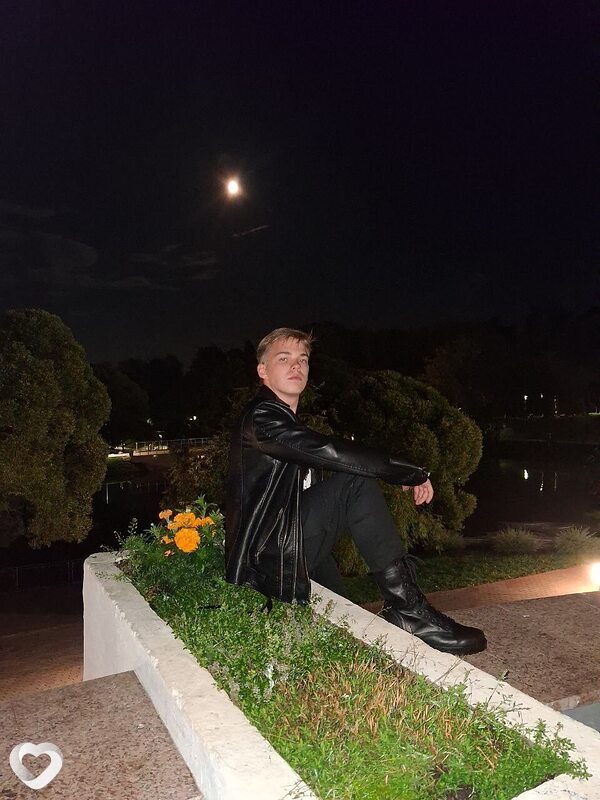 Арсений, 19, Кирове — анкета №2753323