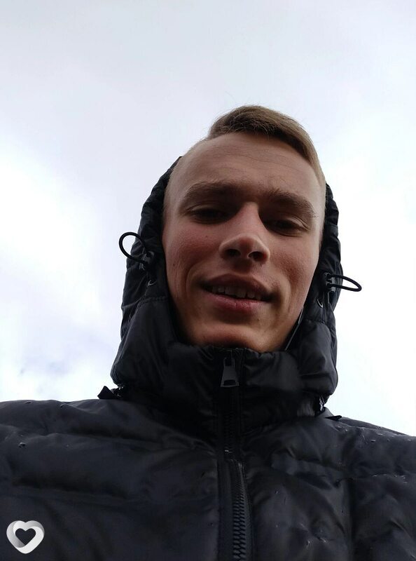 Антошка, 21, Самаре — анкета №2753511