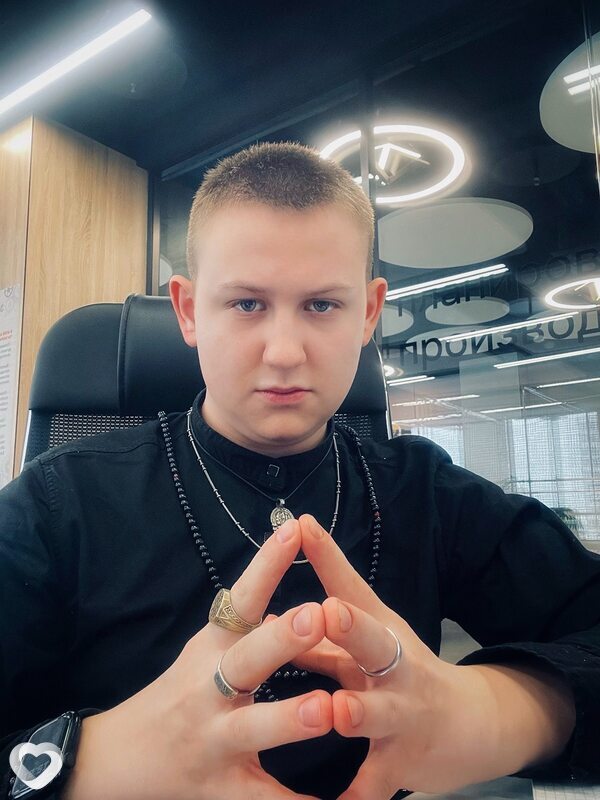 Евгений, 19, Москве — анкета №2753630