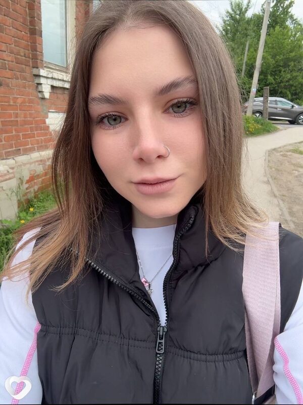 Танюшка, 19, Нижнем Новгороде — анкета №2754351