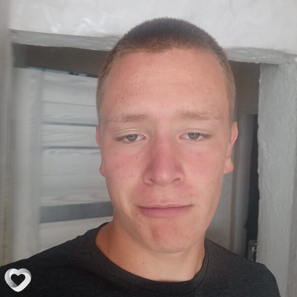 Димон, 19, Москве — анкета №2754519
