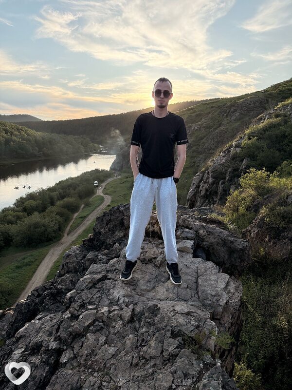 Денис, 22, Чите — анкета №2754601