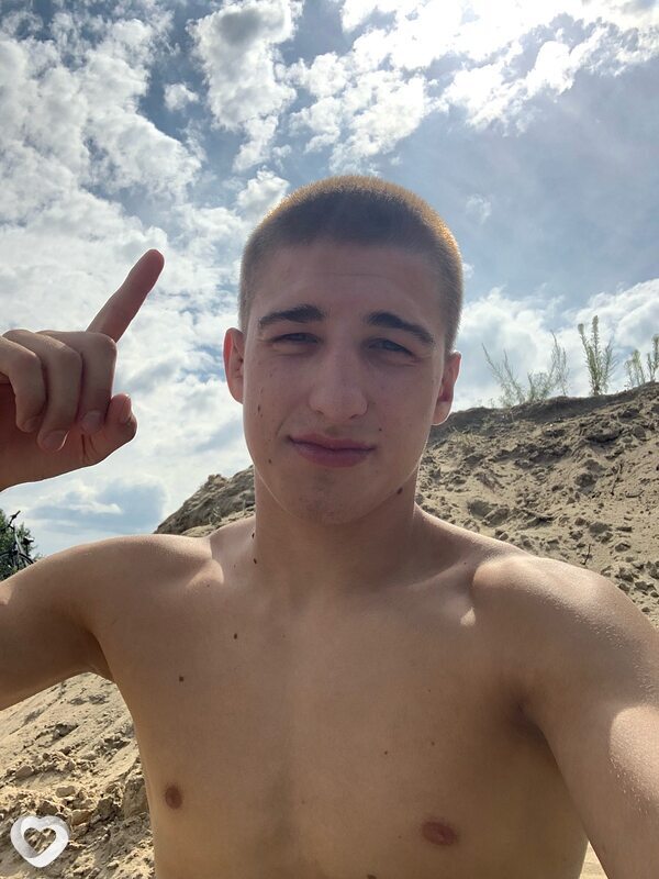 Эдуард, 20, Гомеле — анкета №2754670