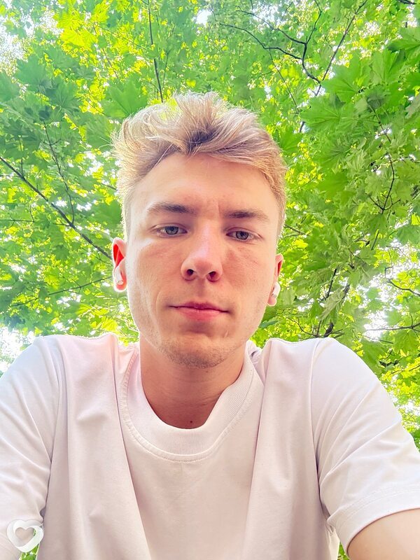Максим, 24, Санкт-Петербурге — анкета №2754712