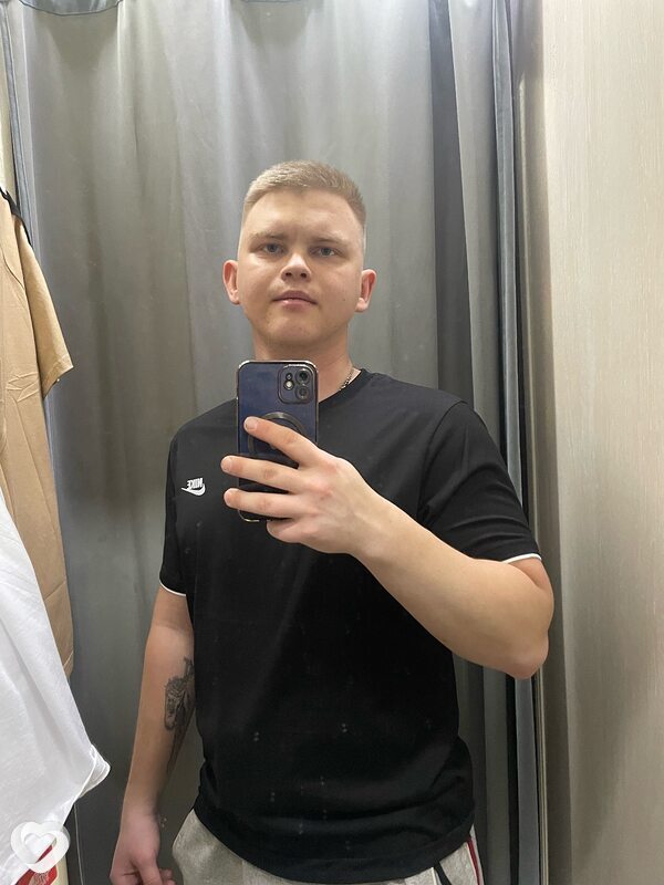 Иван, 24, Череповце — анкета №2755012