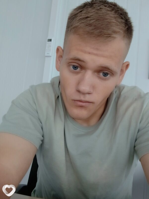 Александр, 26, Хабаровске — анкета №2755030