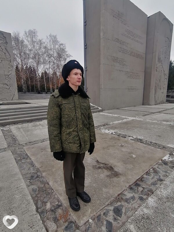 Леха, 21, Новосибирске — анкета №2755097
