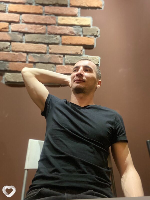 Артем, 27, Новосибирске — анкета №2755240