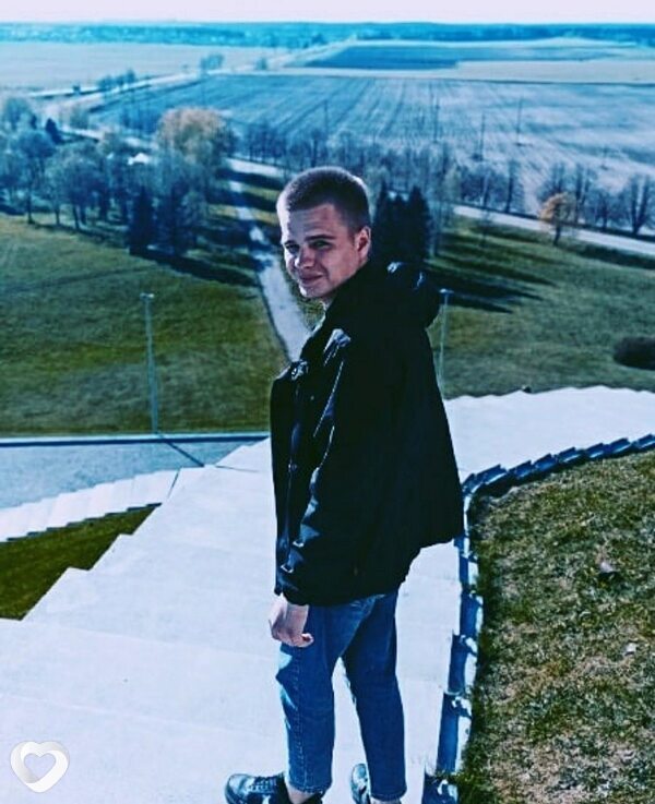 Максим, 25, Дзержинске — анкета №2755337