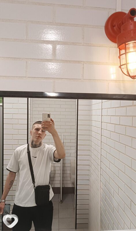 Дмитрий, 21, Екатеринбурге — анкета №2756473