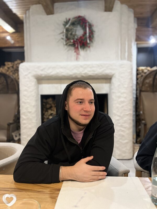 Максим, 25, Павлодаре — анкета №2756901