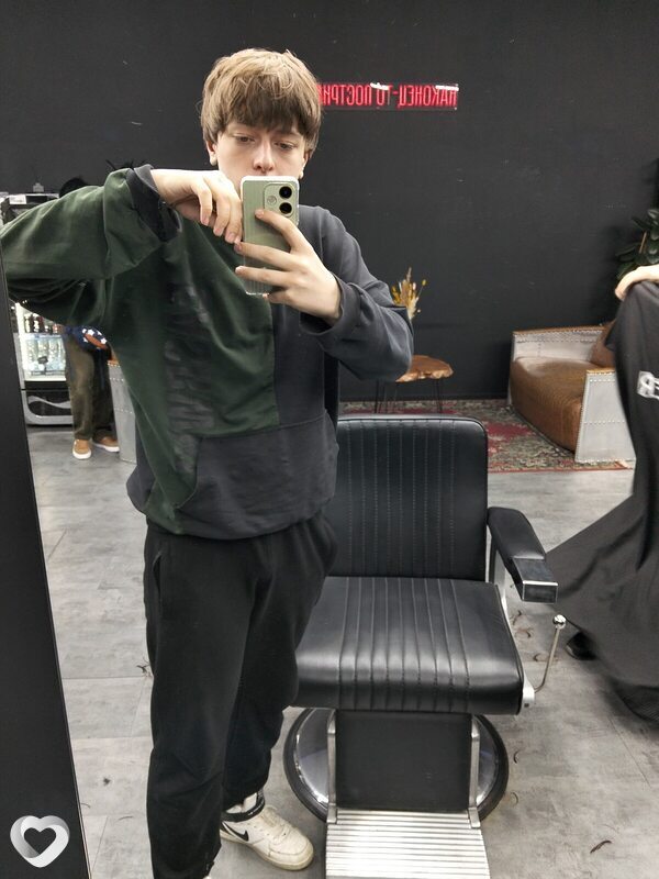 Дима, 19, Тюмени — анкета №2757052