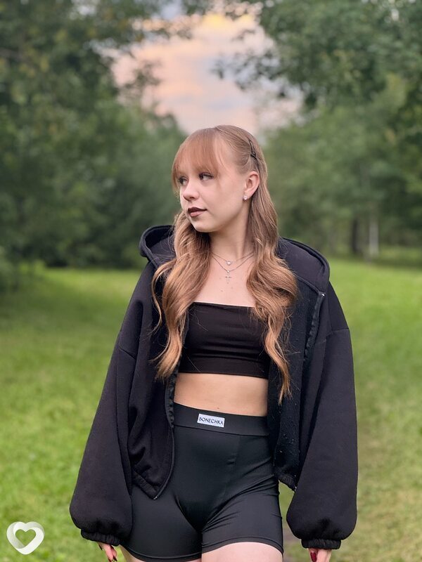 Кристина, 21, Кемерове — анкета №2758068