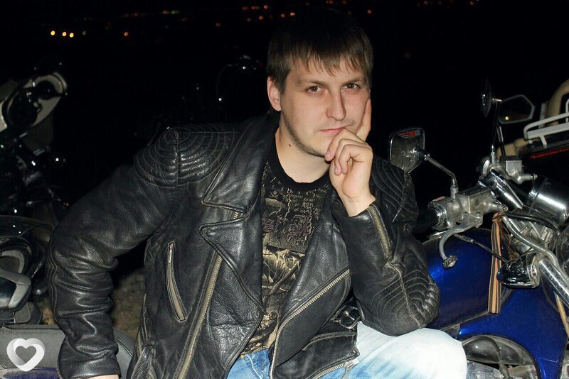 Артем, 38, Саратове — анкета №2758324