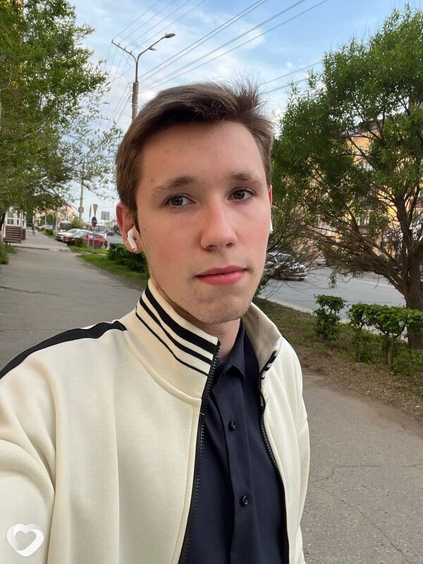 Дмитрий, 22, Омске — анкета №2758429
