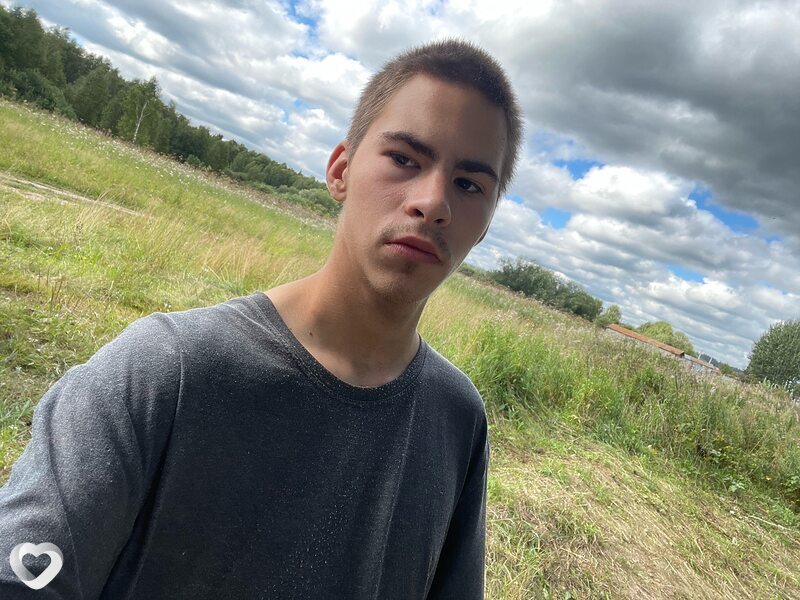 Максим, 20, Первоуральске — анкета №2758849