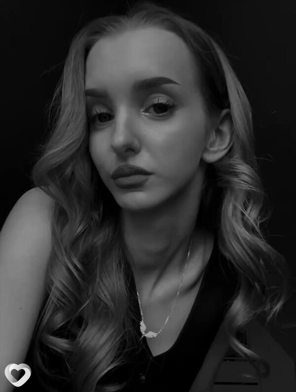 Наташа, 19, Волжском — анкета №2759619