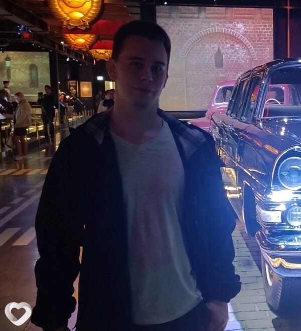 Виталий, 26, Москве — анкета №2759438