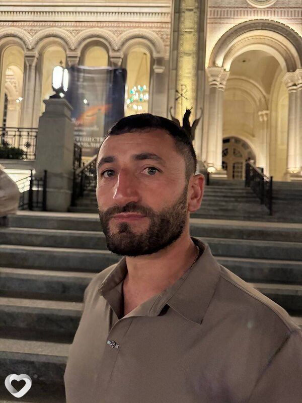 Вруйр, 36, Омске — анкета №2759482