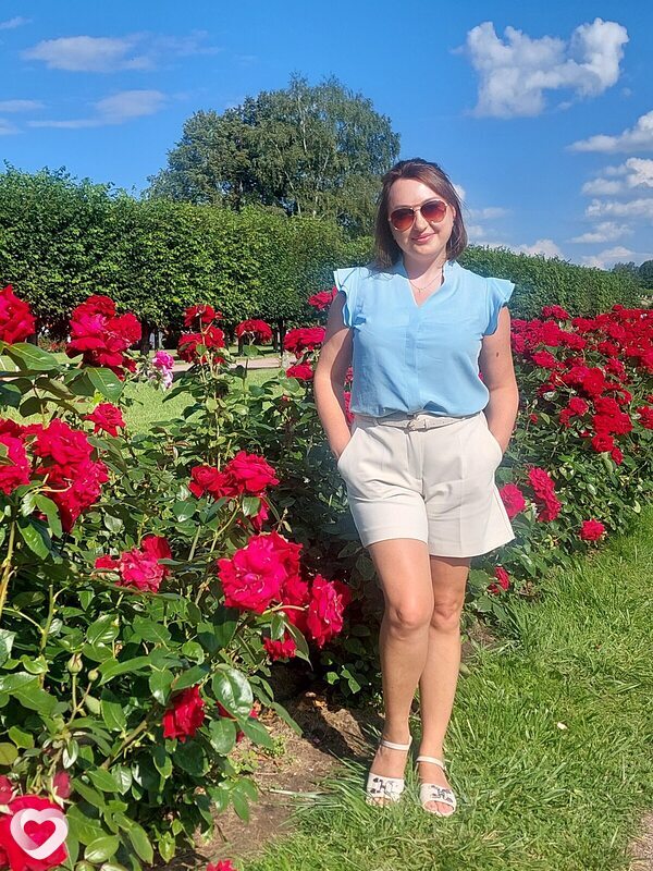Вероника, Белый