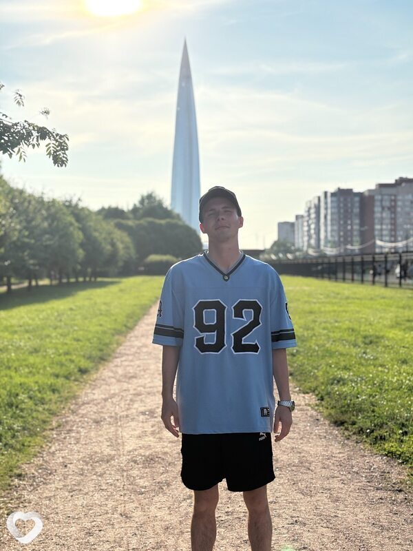 Иван, 25, Мончегорске — анкета №2760153