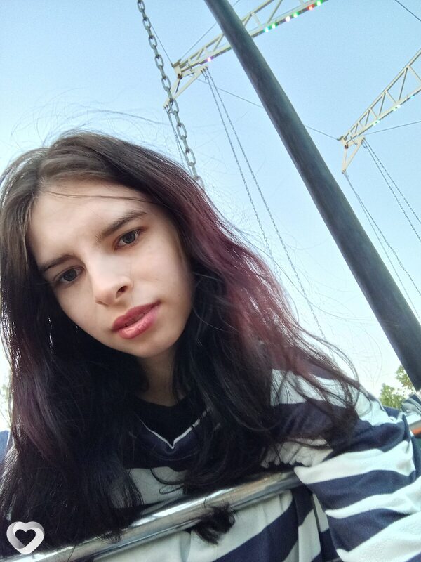 Лиза, 21, Луге — анкета №2760830